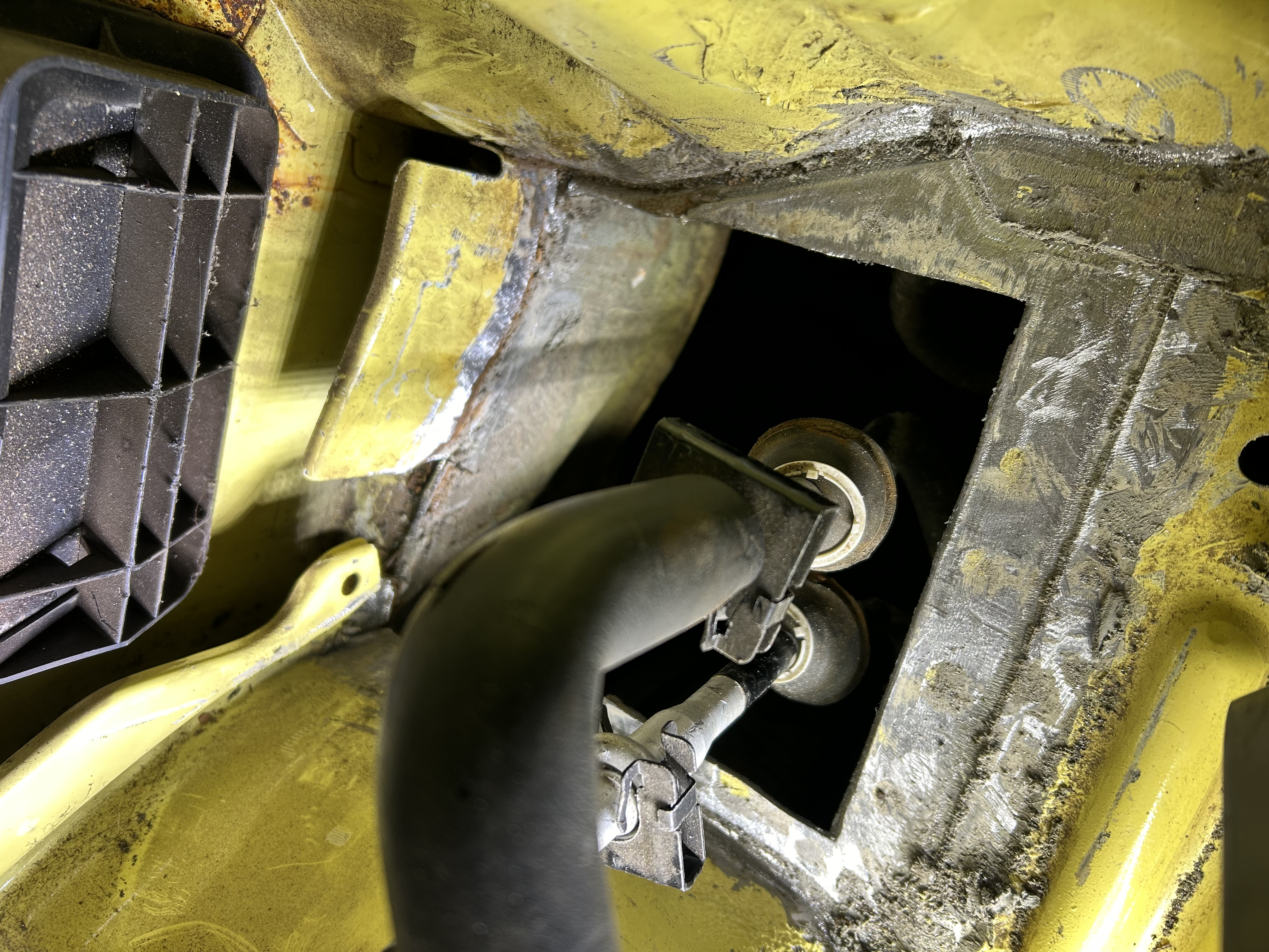 VW T4 Klimablech hinten rechts - Nachbau kein Originalteil VW T4 Klimablech hinten rechts - Nachbau kein Originalteil