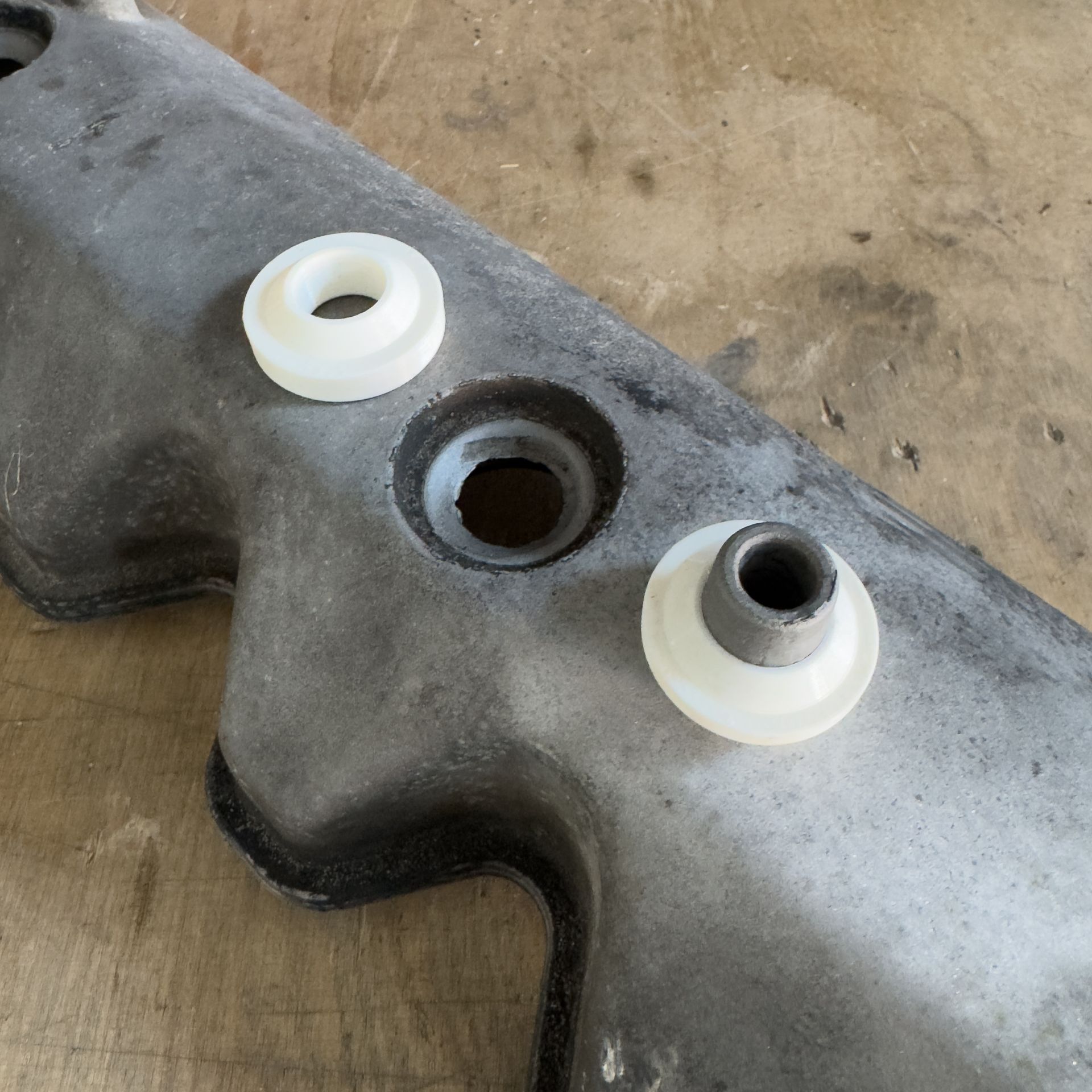 VW T4 Ventildeckel-Dichtung für Verschraubung im Set 4 Stück - Nachbau VW T4 Ventildeckel-Dichtung für Verschraubung im Set 4 Stück - Nachbau