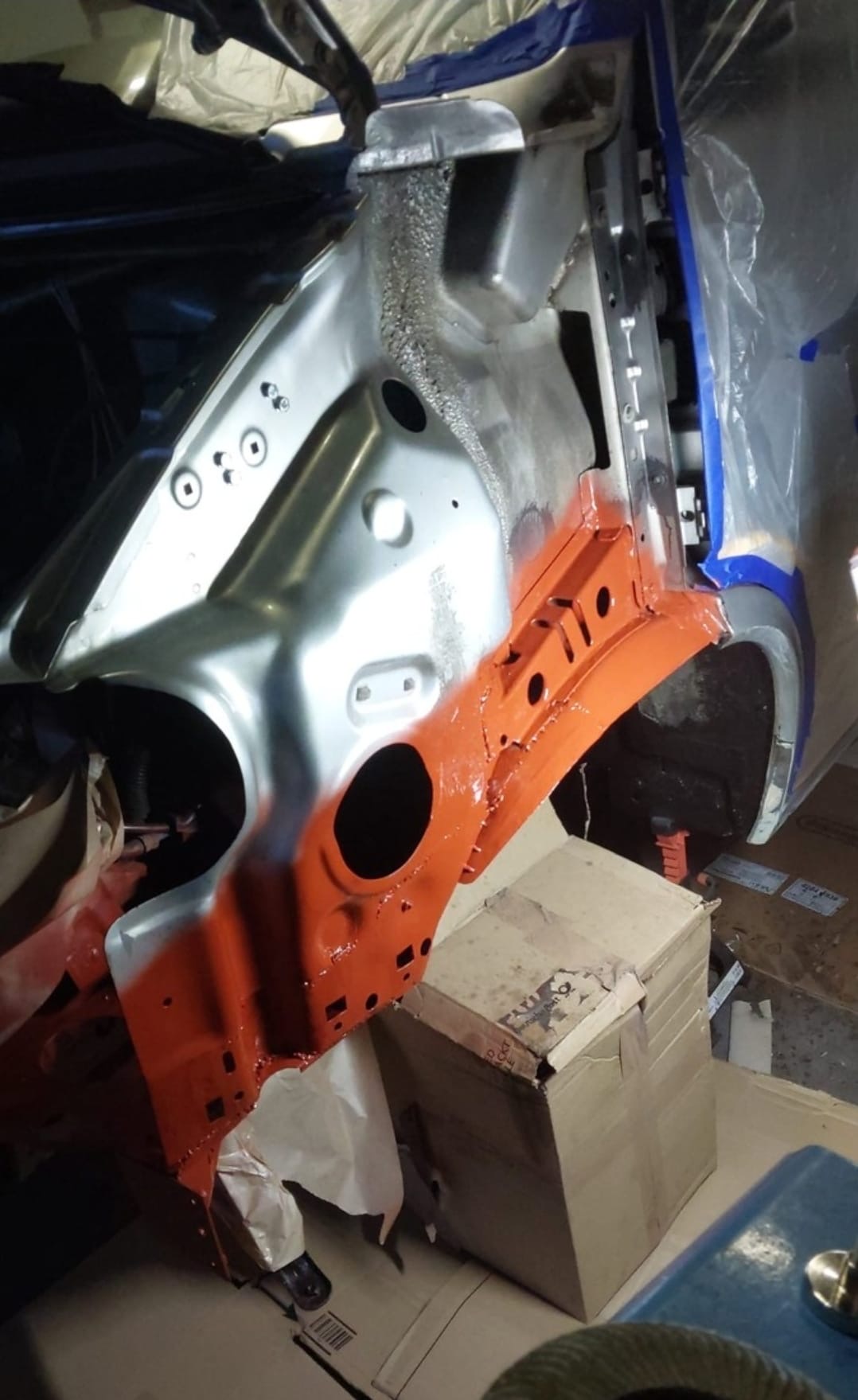 Radhausschale vorn Reparaturblech , Dieselfilterblech Fahrerseite ab 1996 kein Originalteil- passend für VW T4