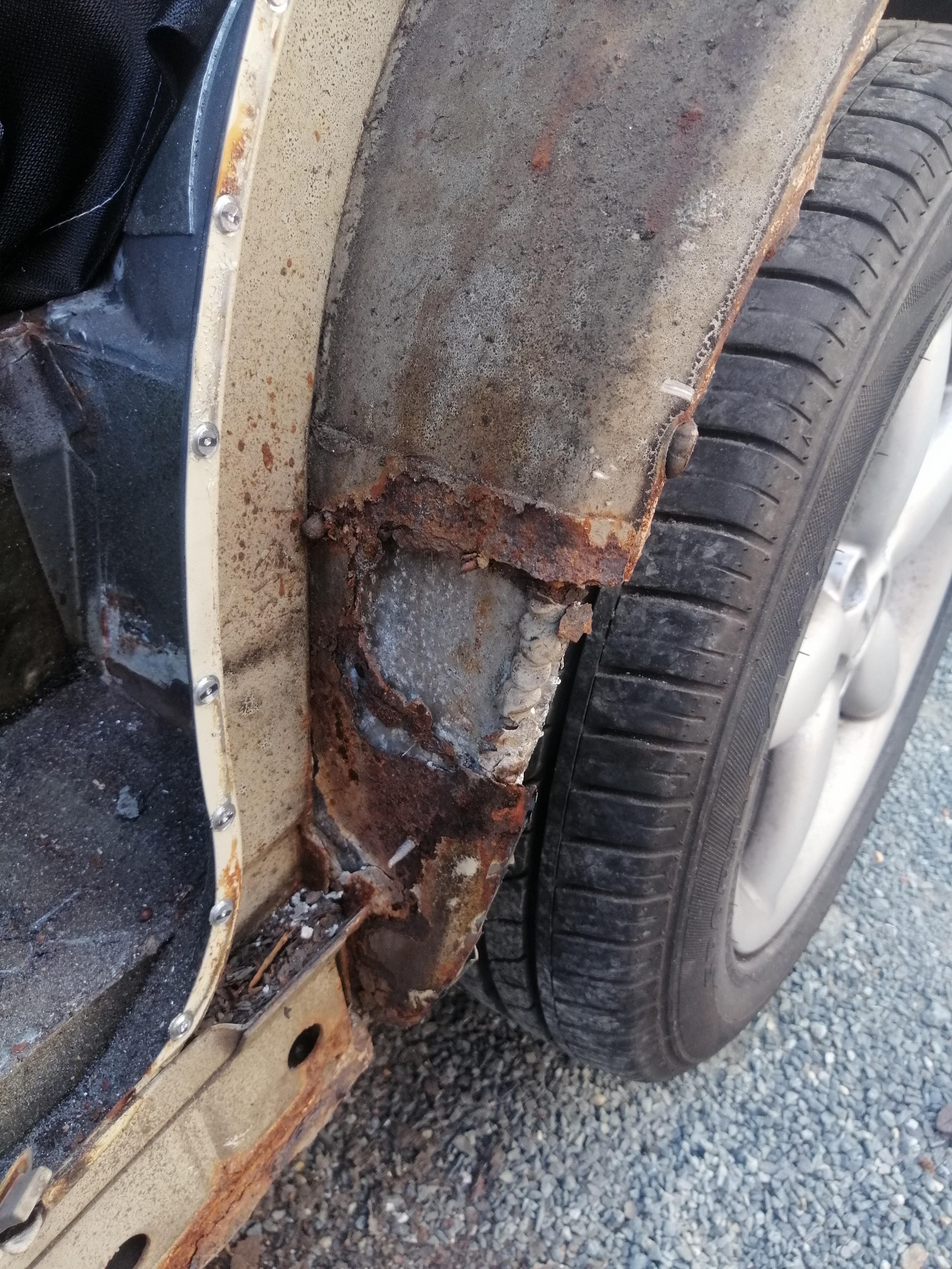 Reparaturblech Radlauf Außenschweller Kotflügel vorne rechts kein Originalteil -passend für VW T4-