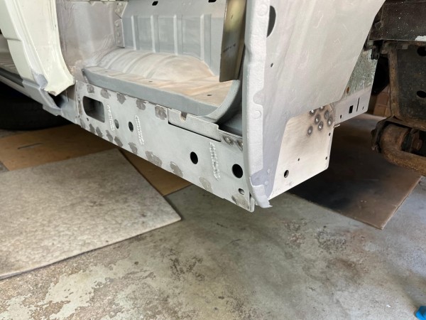 VW T4 Verstärkungsblech Innenschweller Beifahrerseite - Nachbau kein Originalteil VW T4 Verstärkungsblech Innenschweller Beifahrerseite - Nachbau kein Originalteil