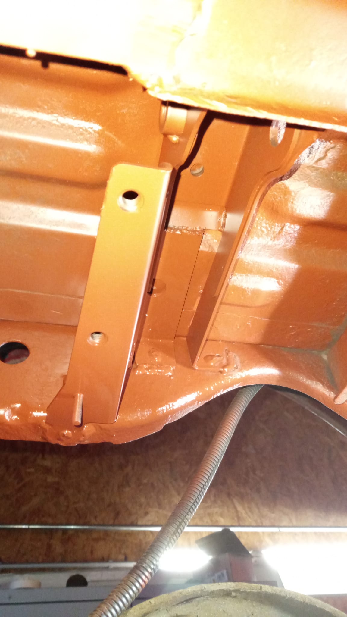 Stoßdämpferaufnahme hinten links, Reparaturblech (Zubehör)- kompatibel mit VW T5