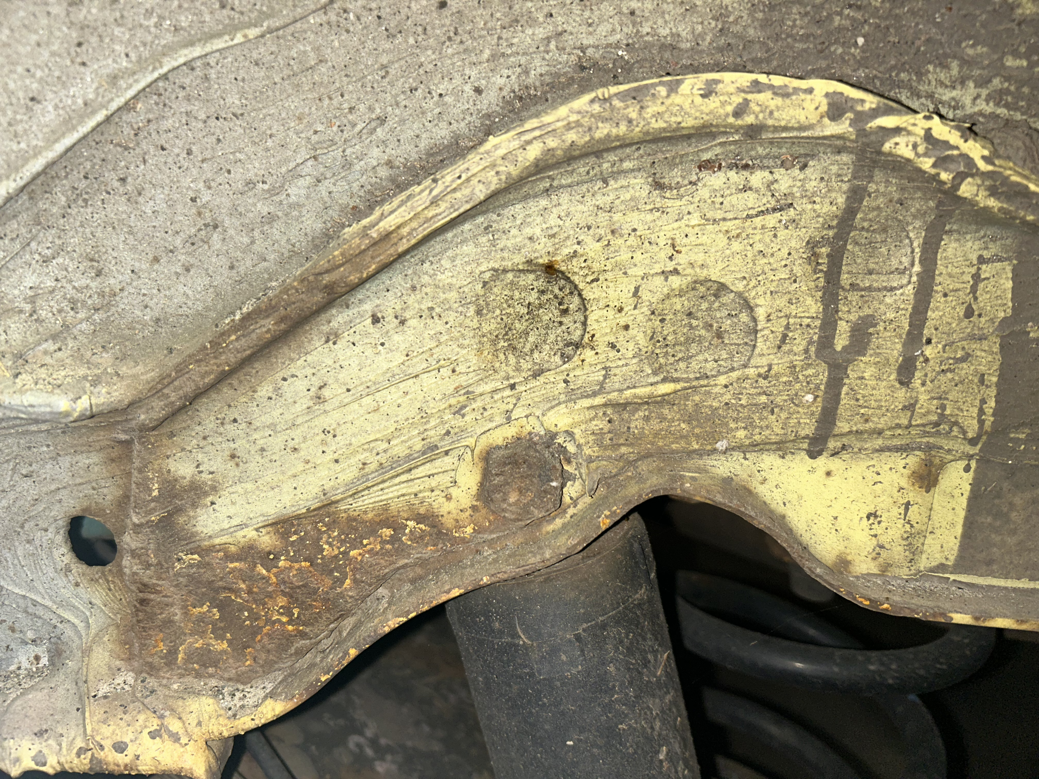 VW T4 1 pair of reinforcement plates rear shock absorbers version 1 no original VW T4 1 pair of reinforcement plates rear shock absorbers version 1 no original