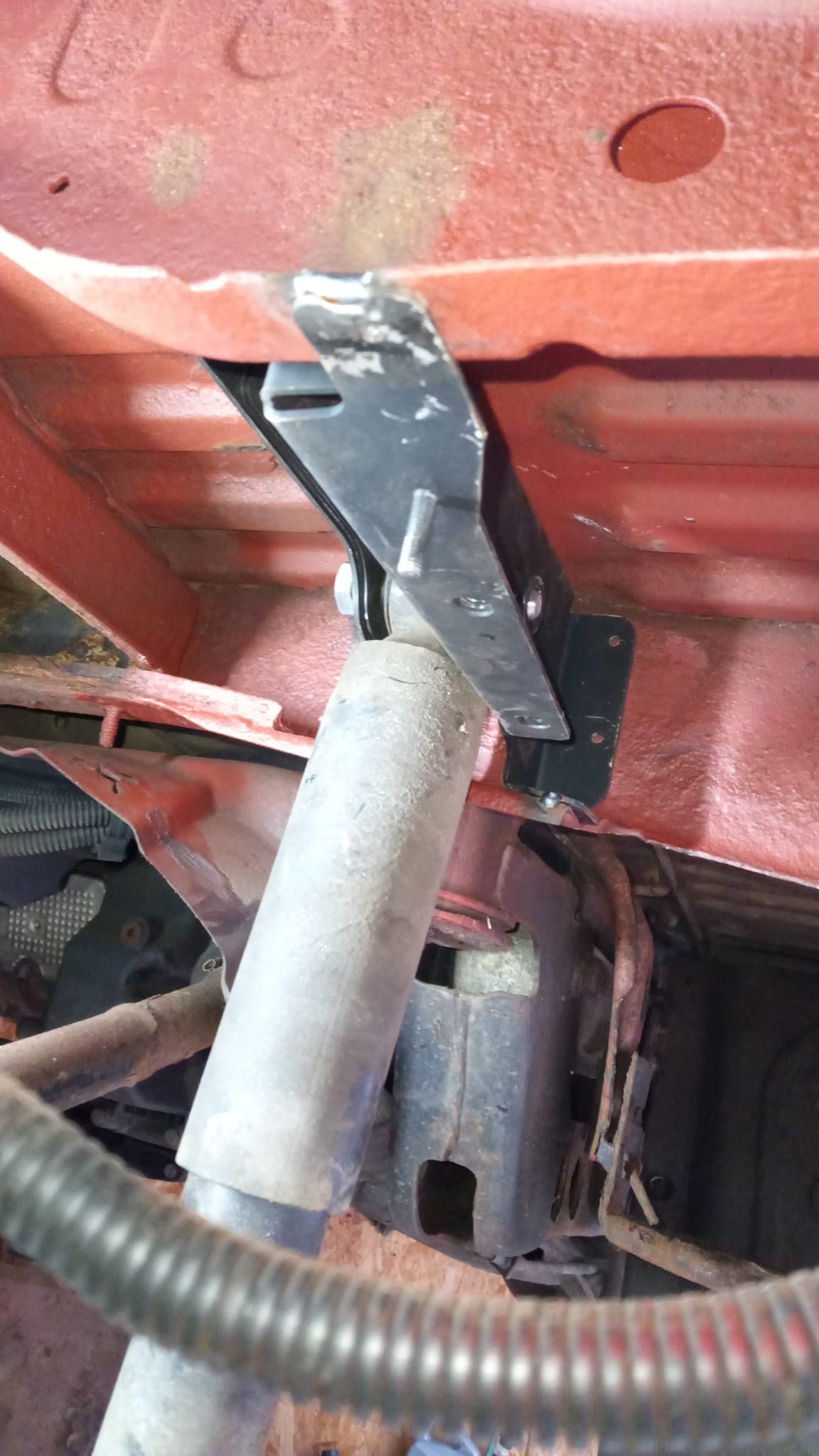 Stoßdämpferaufnahme hinten links, Reparaturblech (Zubehör)- kompatibel mit VW T5